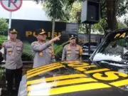 Percepat Pelayanan Masyarakat, Kapolda Metro Jaya Serahkan 40 Unit Mobil Pamapta