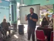 Reses di Puskesmas Kutai, Abraham Garuda Tegaskan Pentingnya Deteksi Dini Kanker Serviks Reses di Puskesmas Kutai, Abraham Garuda Tegaskan Pentingnya Deteksi Dini Kanker Serviks
