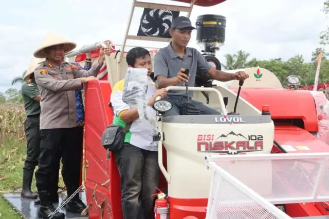 Polres Purworejo Panen Raya Jagung Kuartal III, Bukti Sinergi Jaga Ketahanan Pangan Daerah Polres Purworejo Panen Raya Jagung Kuartal III, Bukti Sinergi Jaga Ketahanan Pangan Daerah