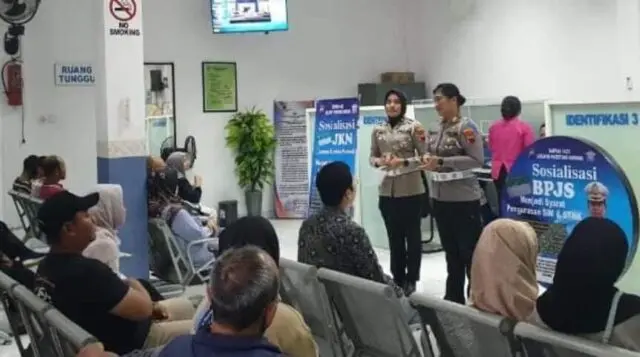 Satlantas Polrestabes Semarang Sosialisasikan Aplikasi SINAR, Permudah Perpanjangan SIM dari Rumah