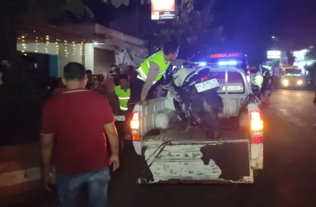 Ambulans Griya Saras Terguling di Pangenrejo, Enam Orang Alami Luka-Luka Ambulans Griya Saras Terguling di Pangenrejo, Enam Orang Alami Luka-Luka