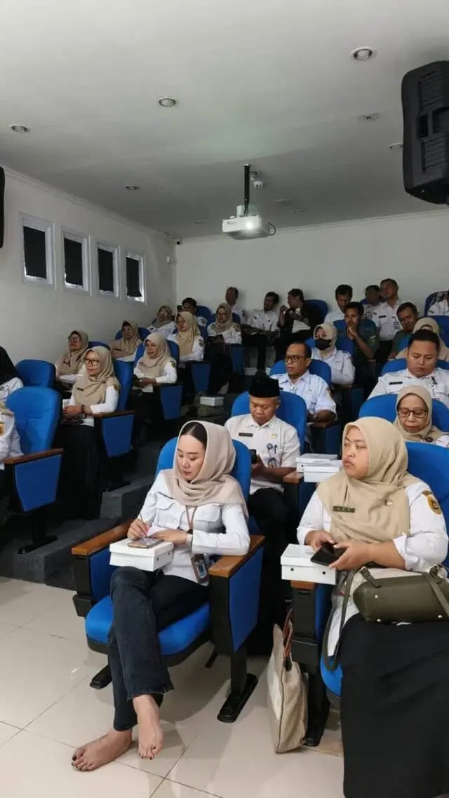 Perpustakaan Perlu Ada di Semua Instansi Pemerintah Perpustakaan Perlu Ada di Semua Instansi Pemerintah