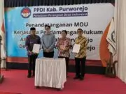 PPDI Purworejo Jalin MoU dengan LBH SAKTI: Perkuat Payung Hukum bagi 5.000 Perangkat Desa PPDI Purworejo Jalin MoU dengan LBH SAKTI: Perkuat Payung Hukum bagi 5.000 Perangkat Desa