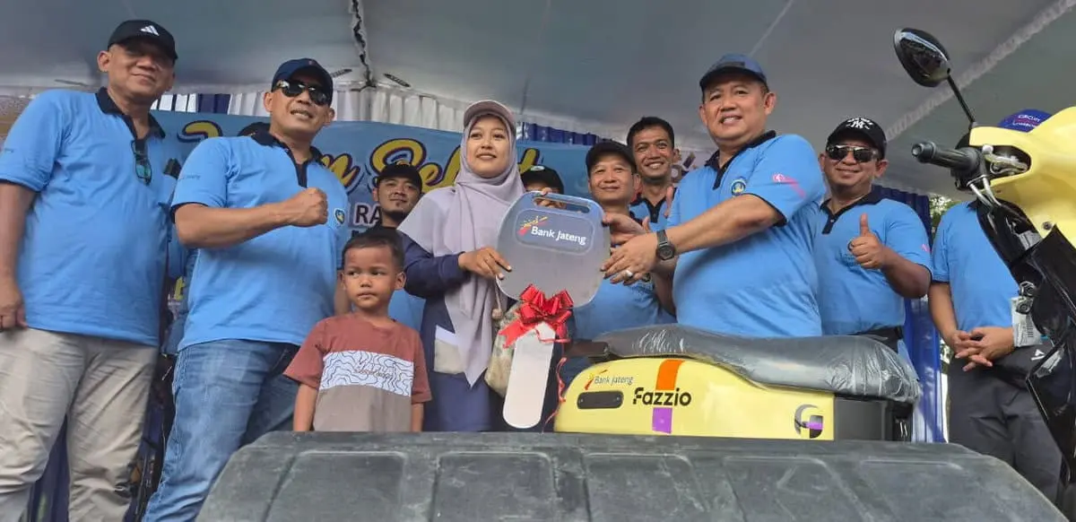 Meriah! HUT ke-54 KORPRI Purworejo, Ribuan Peserta Ramaikan Jalan Sehat Meriah! HUT ke-54 KORPRI Purworejo, Ribuan Peserta Ramaikan Jalan Sehat