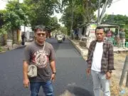 Jalan Lingkungan RW 24 Dasana Indah Dihotmix: Warga Apresiasi Jalan Lingkungan RW 24 Dasana Indah Dihotmix: Warga Apresiasi