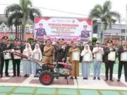 Peringati Hari Pahlawan, Kapolres Purworejo Beri Penghargaan dan Dukung Ketahanan Pangan Peringati Hari Pahlawan, Kapolres Purworejo Beri Penghargaan dan Dukung Ketahanan Pangan