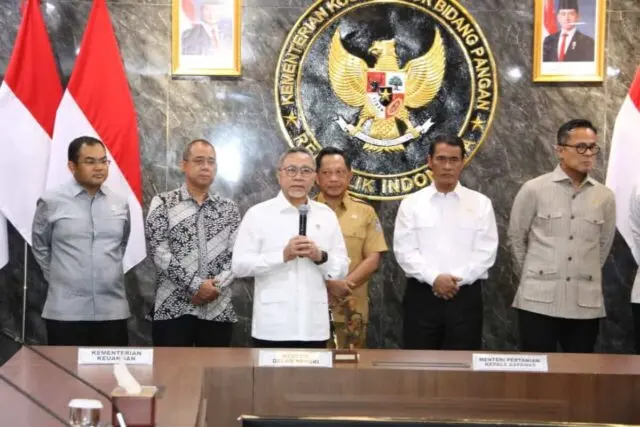 Dukung Ketahanan Pangan Nasional, Mendagri Teken SKB Penugasan Percepatan Penyediaan Infrastruktur Pascapanen Dukung Ketahanan Pangan Nasional, Mendagri Teken SKB Penugasan Percepatan Penyediaan Infrastruktur Pascapanen