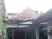 Diterpa Angin Puting Beliung, Atap Rumah Sang Marbot Ambruk Total Diterpa Angin Puting Beliung, Atap Rumah Sang Marbot Ambruk Total
