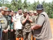 Tinjau Penanganan Longsor di Cilacap, Mendagri: Penanganannya Sudah Sistematis Tinjau Penanganan Longsor di Cilacap, Mendagri: Penanganannya Sudah Sistematis