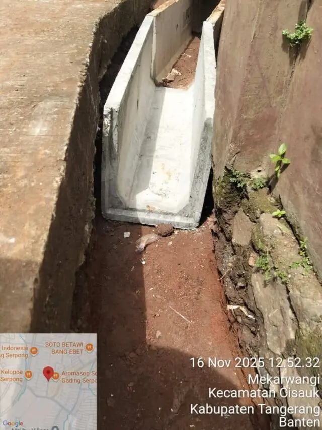 Pekerjaan Proyek U-Ditch di Kampung Rawa Buaya Camat Pagedangan: “Siap, Saya Sudah Perintahkan Pengawas” Pekerjaan Proyek U-Ditch di Kampung Rawa Buaya Camat Pagedangan: “Siap, Saya Sudah Perintahkan Pengawas”