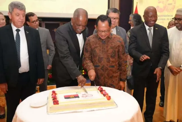 Hadiri Resepsi 50 Tahun Kemerdekaan Republik Angola, Mendagri: Kehormatan Besar bagi Rakyat Indonesia Hadiri Resepsi 50 Tahun Kemerdekaan Republik Angola, Mendagri: Kehormatan Besar bagi Rakyat Indonesia