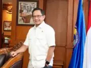 Dinilai Berhasil Dorong Pertumbuhan dan Stabilitas Ekonomi Daerah, Mendagri Terima Penghargaan dari Detikcom Dinilai Berhasil Dorong Pertumbuhan dan Stabilitas Ekonomi Daerah, Mendagri Terima Penghargaan dari Detikcom