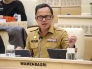 Rapat dengan DPR, Kemendagri Tegaskan Komitmen Kawal Percepatan Program Strategis Nasional Rapat dengan DPR, Kemendagri Tegaskan Komitmen Kawal Percepatan Program Strategis Nasional