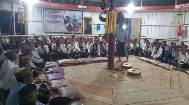 Masyarakat Adat Gendang Mawe Manggarai Barat NTT Sukses Menggelar Upacara Adat Penti Weki Peso Beo Masyarakat Adat Gendang Mawe Manggarai Barat NTT Sukses Menggelar Upacara Adat Penti Weki Peso Beo