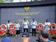Benyamin Dampingi Mensos dan Gubernur Banten Kenang Sejarah di Monumen Palagan Lengkong Tangsel Benyamin Dampingi Mensos dan Gubernur Banten Kenang Sejarah di Monumen Palagan Lengkong Tangsel