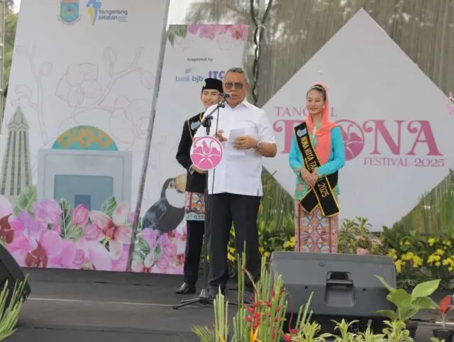 Benyamin Tutup Tangsel Flona Festival 2025, Beri Apresiasi dan Targetkan Kolaborasi Lebih Luas di Tahun Depan Benyamin Tutup Tangsel Flona Festival 2025, Beri Apresiasi dan Targetkan Kolaborasi Lebih Luas di Tahun Depan