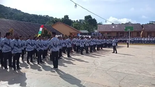 Peringati HUT PGRI Ke- 80 Dan HGN, Guru Di Kecamatan Pacar Tunjukan Soliditas Dan Kesetiaan Akan Profesi Sebagai Pendidik Peringati HUT PGRI Ke- 80 Dan HGN, Guru Di Kecamatan Pacar Tunjukan Soliditas Dan Kesetiaan Akan Profesi Sebagai Pendidik