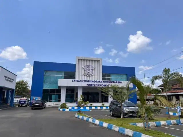 Satlantas Polres Purworejo Pastikan Layanan SIM Transparan dan Bebas Pungli Satlantas Polres Purworejo Pastikan Layanan SIM Transparan dan Bebas Pungli