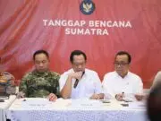 Mendagri: Pemerintah Hadir Penuh Tangani Bencana di Sumatra Mendagri: Pemerintah Hadir Penuh Tangani Bencana di Sumatra