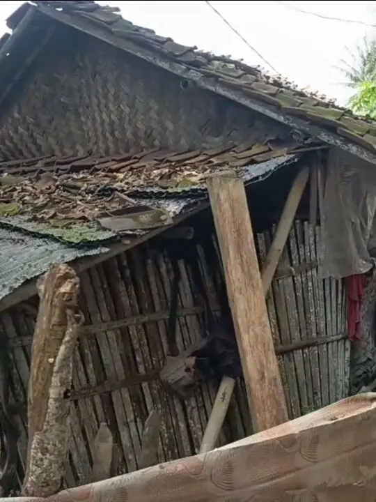 Wabup Tangerang Atensi RTLH di Pakuhaji, Camat Diminta Segera Lakukan Survei Wabup Tangerang Atensi RTLH di Pakuhaji, Camat Diminta Segera Lakukan Survei