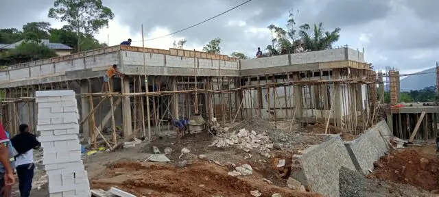Aksi Bungkam PPK, Kontraktor Pelaksana, Konsultan Pengawas Di Tengah Proyek Puskesmas Wae Pitak Manggarai Barat Yang Tidak Kunjung Selesai Dan Masa Kontrak Habis