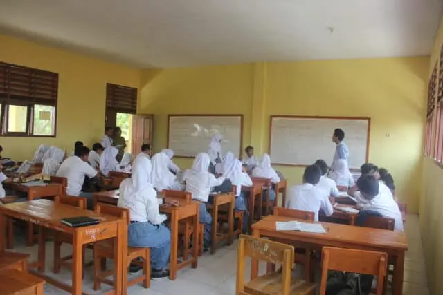 siswa-sma-belajar-setkab-go-id