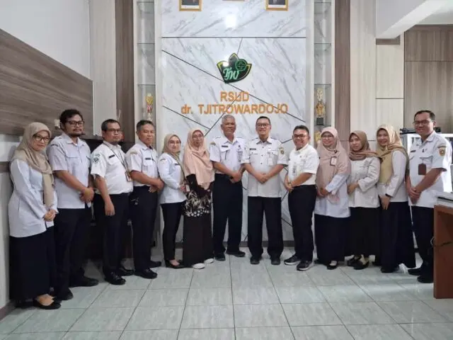 RSUD dr. Tjitrowardojo Menerima Kaji Banding SPI RSUD RAA Tjokronegoro RSUD dr. Tjitrowardojo Menerima Kaji Banding SPI RSUD RAA Tjokronegoro