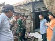 Ditemukan Meninggal di Halaman Rumah, Wanita Lansia Gegerkan Warga Kampung Kelor Ditemukan Meninggal di Halaman Rumah, Wanita Lansia Gegerkan Warga Kampung Kelor
