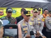 Kapolda Jabar Tinjau Lokasi Tambang Antam Pongkor, 11 Korban Gas Beracun Berhasil Dievakuasi Kapolda Jabar Tinjau Lokasi Tambang Antam Pongkor, 11 Korban Gas Beracun Berhasil Dievakuasi