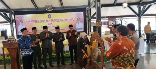 Pemkab Purworejo Resmikan 24 Proyek Strategis 2025 Senilai Rp64,4 Miliar Pemkab Purworejo Resmikan 24 Proyek Strategis 2025 Senilai Rp64,4 Miliar