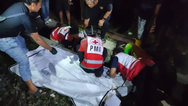 Warga Bayan Tewas Tertabrak KA Gaya Baru Malam Selatan, Polisi Pastikan Murni Kecelakaan Warga Bayan Tewas Tertabrak KA Gaya Baru Malam Selatan, Polisi Pastikan Murni Kecelakaan
