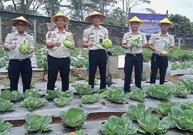 Panen Raya Hortikultura, Rutan Kelas IIB Ruteng NTT Sisihkan Sebagian Hasilnya Untuk Misi Kemanusiaan