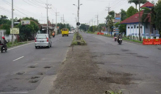 Tekan Laka dan Antisipasi Ramadan, Dishub Purworejo Bongkar Median Jalan dan Perketat Ramp Check Tekan Laka dan Antisipasi Ramadan, Dishub Purworejo Bongkar Median Jalan dan Perketat Ramp Check