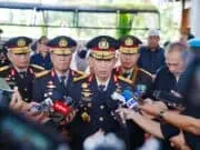 Hadiri Pemakaman, Kapolri: Pesan Eyang Meri Jadi Inspirasi dan Semangat Keluarga Besar Polri Hadiri Pemakaman, Kapolri: Pesan Eyang Meri Jadi Inspirasi dan Semangat Keluarga Besar Polri