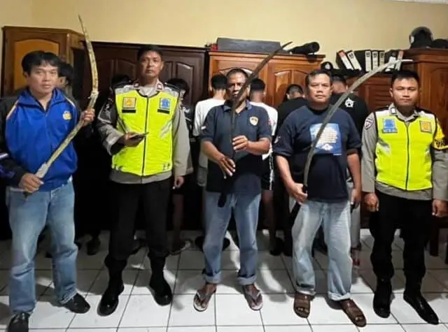 Konvoi Bersenjata Tajam, Polisi Amankan Tujuh Remaja di Buayan Kebumen Konvoi Bersenjata Tajam, Polisi Amankan Tujuh Remaja di Buayan Kebumen