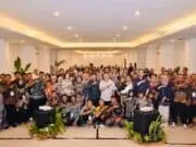 Kisah 32 Pemanen Terbaik PTPN IV: Dihargai Bersama Keluarga Kisah 32 Pemanen Terbaik PTPN IV: Dihargai Bersama Keluarga