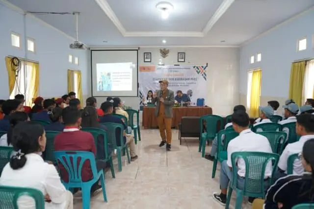 Jadi Pemateri Workshop Jurnalistik, Jefrin Haryanto Tekankan Integritas Jurnalis Manggarai Jadi Pemateri Workshop Jurnalistik, Jefrin Haryanto Tekankan Integritas Jurnalis Manggarai