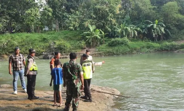 Tragedi di Bendung Plered Pesucen, Bocah 11 Tahun Meninggal Tenggelam Tragedi di Bendung Plered Pesucen, Bocah 11 Tahun Meninggal Tenggelam