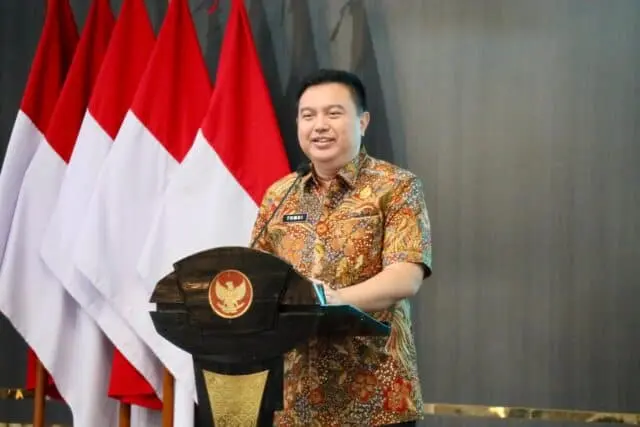 Di Pelantikan APDESI, Sekjen Kemendagri Kembali Ingatkan Pentingnya Bekerja untuk Masyarakat