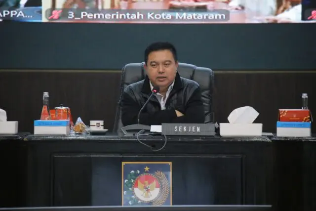 Sekjen Kemendagri Atensi Disiplin Pengawasan Harga Bahan Pokok Demi Masyarakat