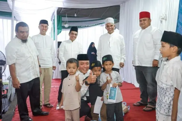 PTPN IV PalmCo Salurkan Rangkaian Program Bantuan Berkelanjutan Sambut Idulfitri 1447 H PTPN IV PalmCo Salurkan Rangkaian Program Bantuan Berkelanjutan Sambut Idulfitri 1447 H