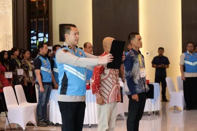 Calon Taruna, Bintara dan Tamtama Disumpah dan Tandatangani Pakta Integritas Calon Taruna, Bintara dan Tamtama Disumpah dan Tandatangani Pakta Integritas