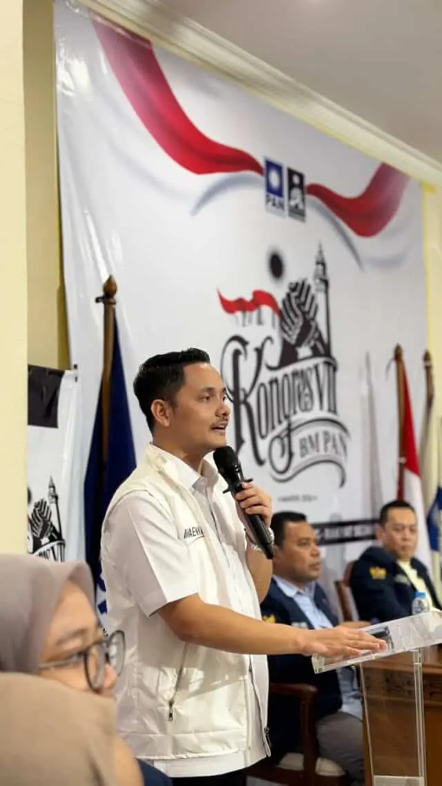 Riyan Hidayat Resmi Kembalikan Formulir dan Berkas Pencalonan Ketua Umum BM PAN 2026–2031 Riyan Hidayat Resmi Kembalikan Formulir dan Berkas Pencalonan Ketua Umum BM PAN 2026–2031