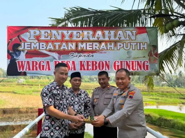 Polres Purworejo Resmikan Jembatan Merah Putih Presisi, Permudah Akses Petani di Loano Polres Purworejo Resmikan Jembatan Merah Putih Presisi, Permudah Akses Petani di Loano