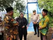 Jembatan Gantung Semawung Diresmikan, Buka Akses dan Dorong Perekonomian Warga Jembatan Gantung Semawung Diresmikan, Buka Akses dan Dorong Perekonomian Warga