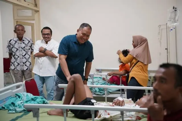 Tak Berhenti di Ruang Operasi, Polres Purworejo dan FK UNEJ Kawal Pemulihan Pasien Bibir Sumbing