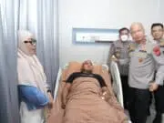 Kapolda Banten Jenguk Personel Brimob Korban Penganiayaan Debt Collector di RSB Korbrimob Polri Kapolda Banten Jenguk Personel Brimob Korban Penganiayaan Debt Collector di RSB Korbrimob Polri