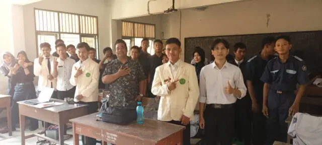UMP Purworejo Tanamkan Jiwa Technopreneur, Siswa SMKN 8 Dibekali Servis Kendaraan dan Manajemen Bengkel UMP Purworejo Tanamkan Jiwa Technopreneur, Siswa SMKN 8 Dibekali Servis Kendaraan dan Manajemen Bengkel