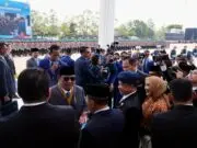 Mendagri Tito Hadiri Upacara Peringatan ke-80 Hari Bhayangkara di Bogor Mendagri Tito Hadiri Upacara Peringatan ke-80 Hari Bhayangkara di Bogor