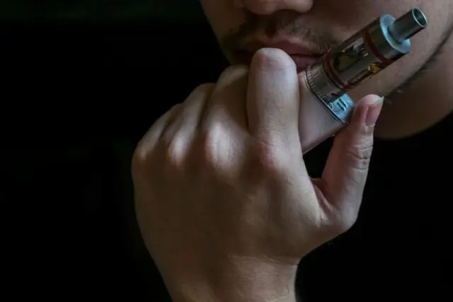 MUI Jatim Terbitkan Fatwa Haram Vape, Ini Kategorinya MUI Jatim Terbitkan Fatwa Haram Vape, Ini Kategorinya
